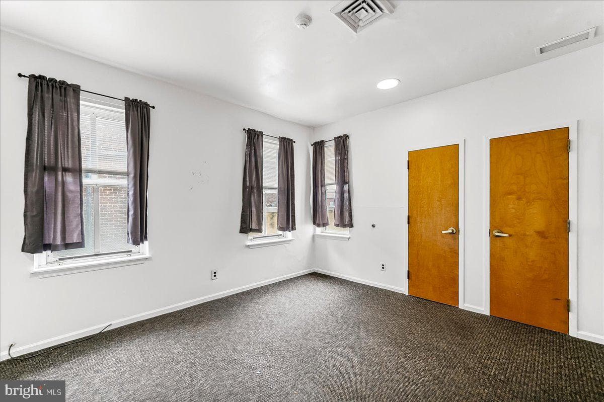 3361 Frankford Avenue photo 25
