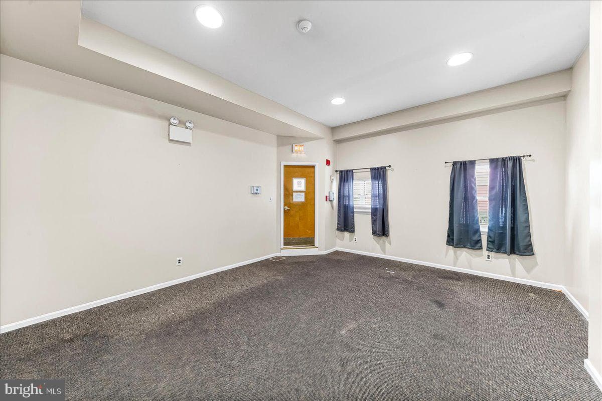 3361 Frankford Avenue photo 3