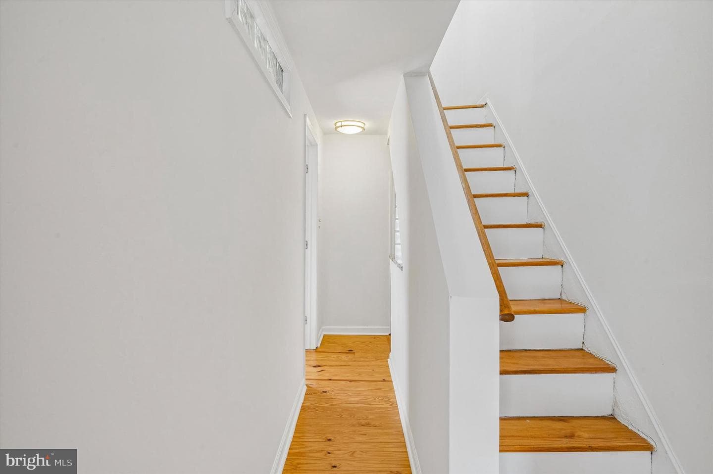 2042 E Huntingdon Street photo 18