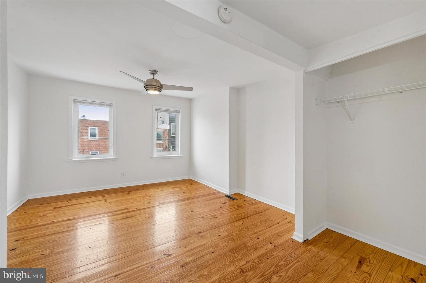 2042 E Huntingdon Street photo 25