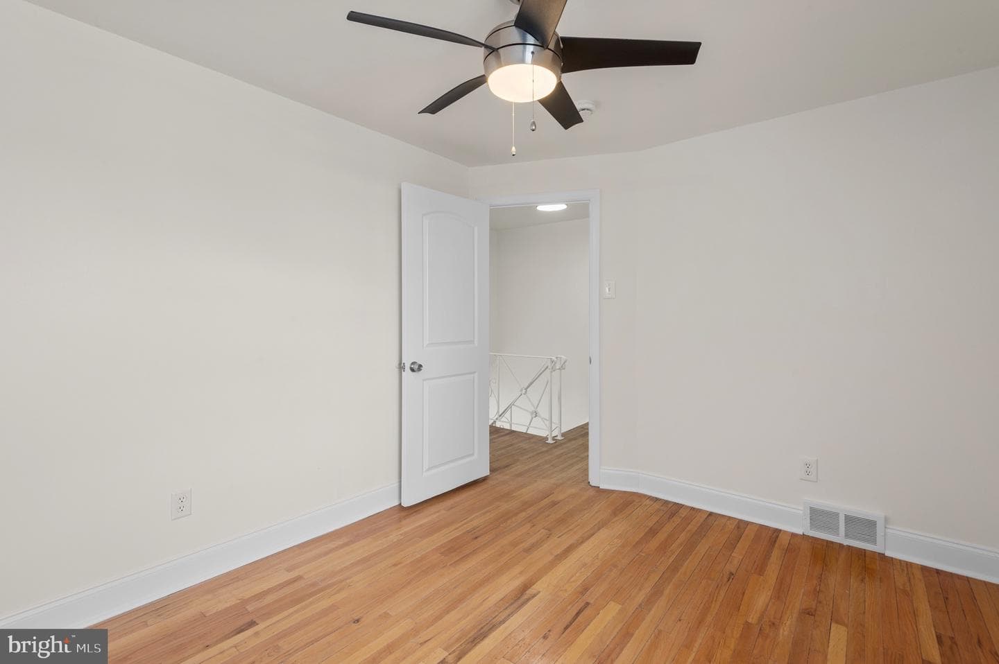10867 Harrow Road photo 14