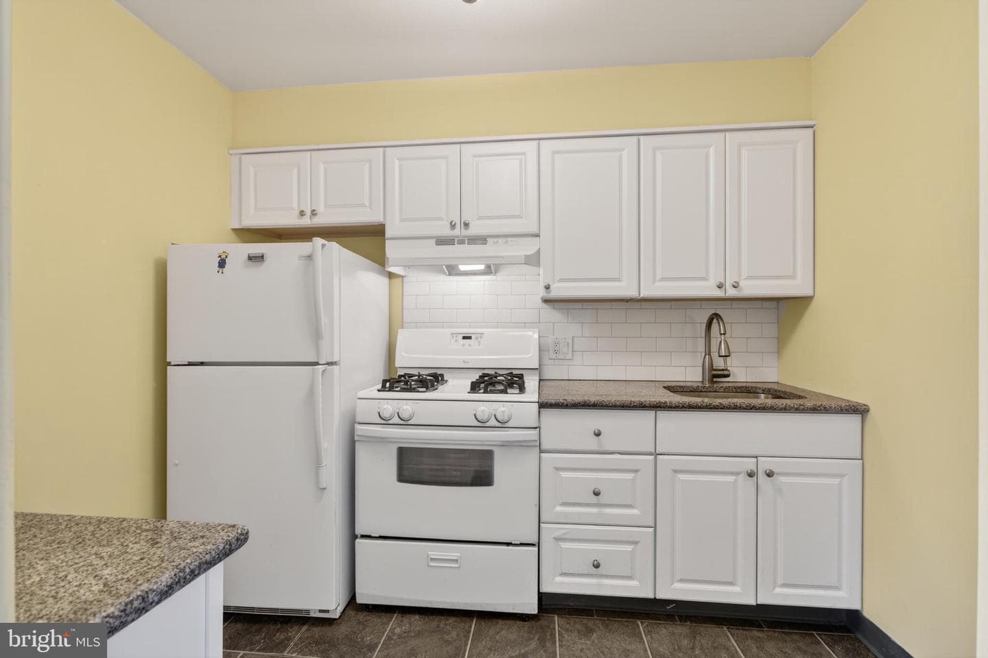 604 S Washington Square #2506 photo 11