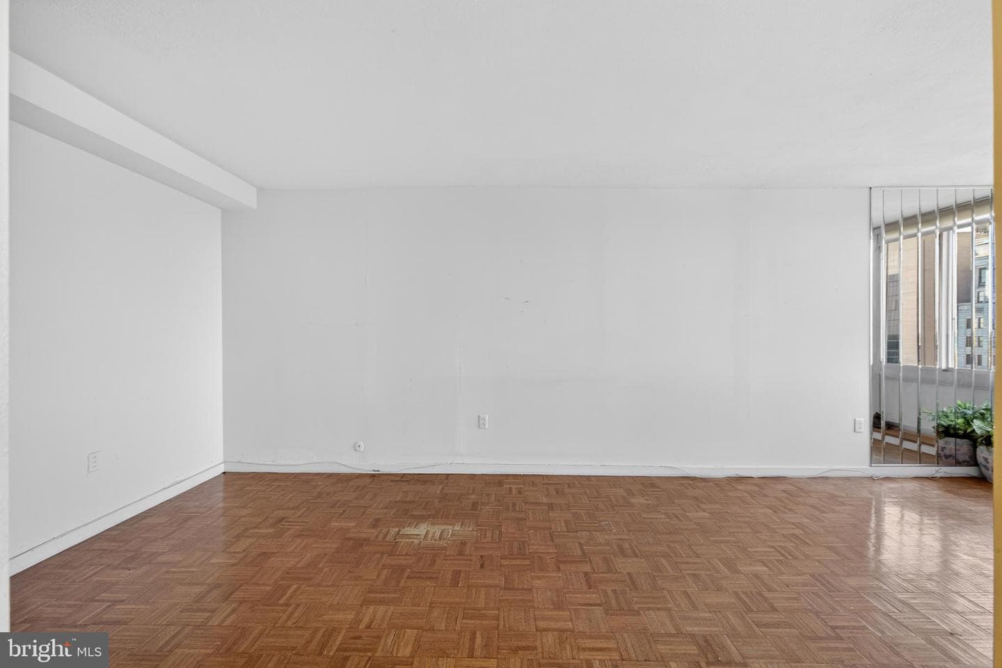 604 S Washington Square #2506 photo 6