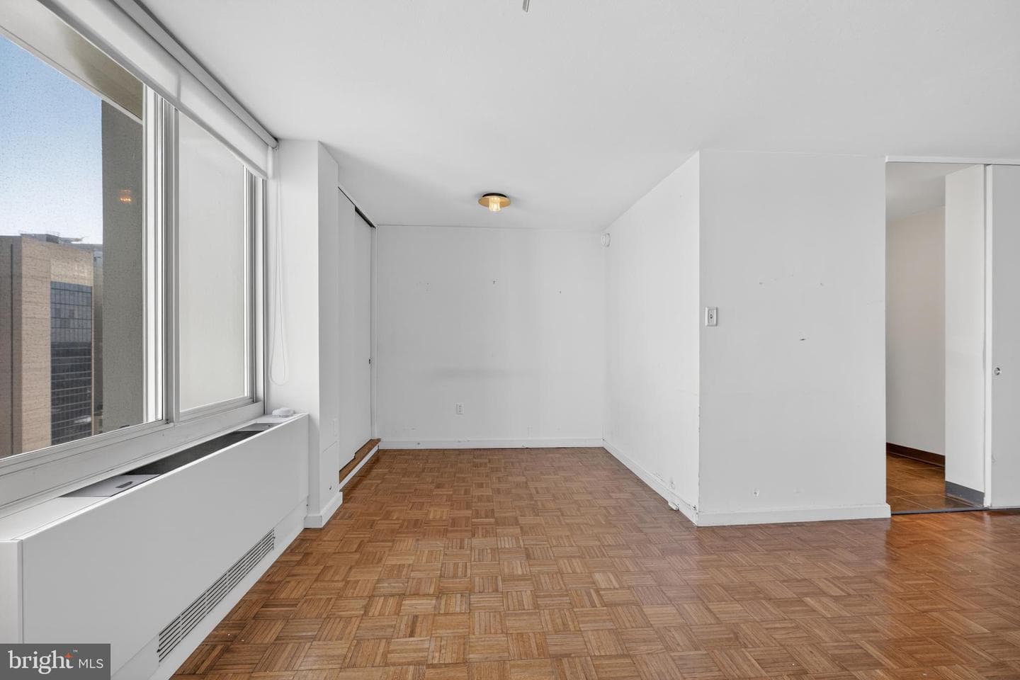 604 S Washington Square #2506 photo 8