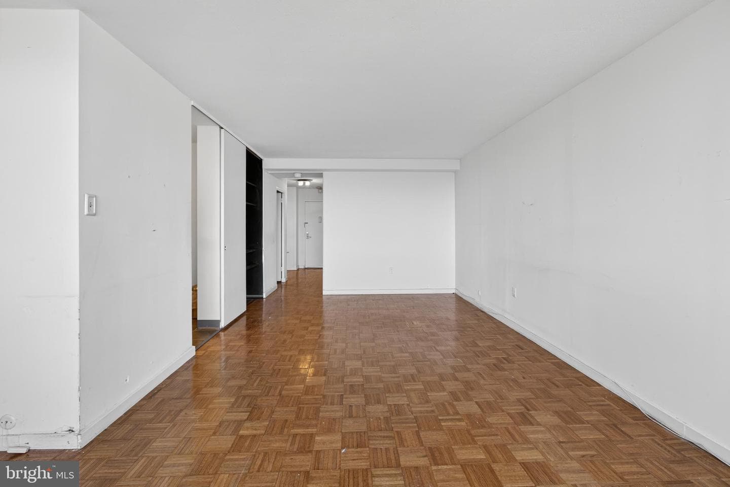 604 S Washington Square #2506 photo 9
