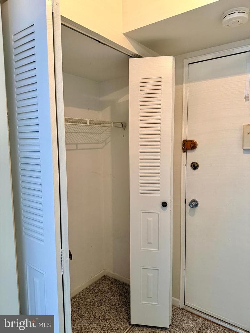 67203 Delaire Landing Road #203 photo 4