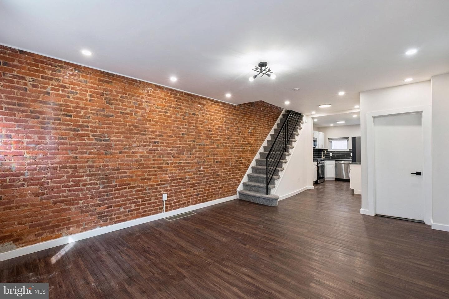 2319 N Hancock Street