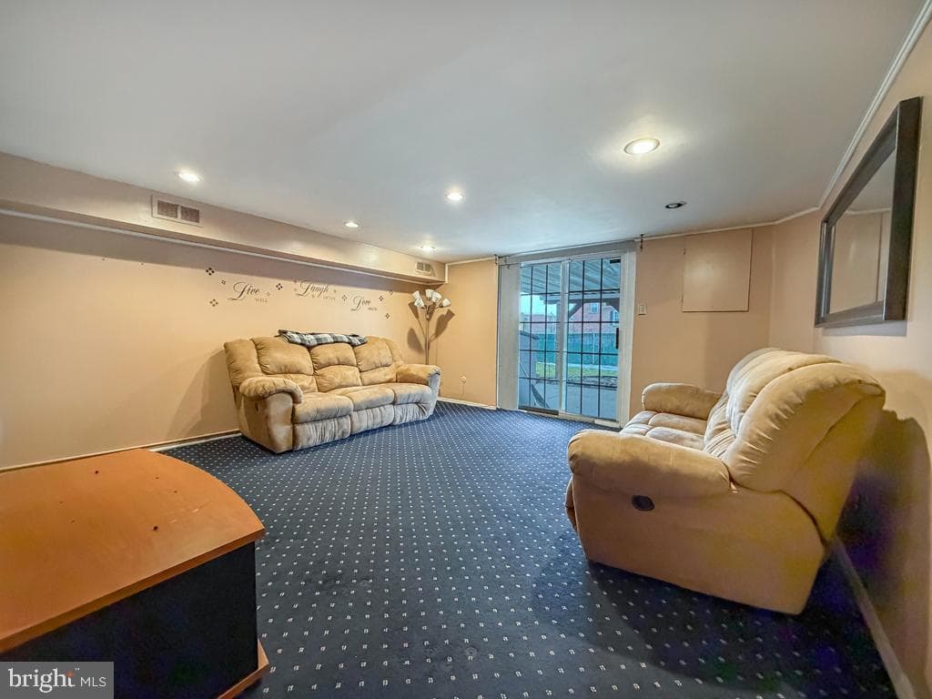 8923 Dewees Street photo 28