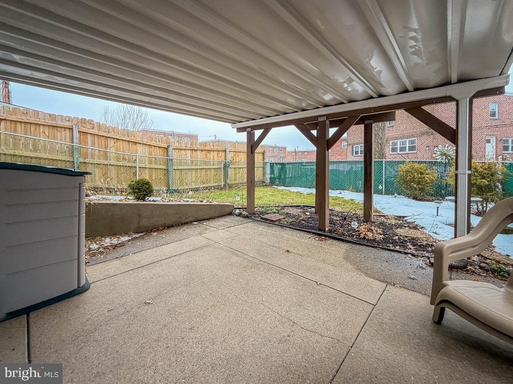 8923 Dewees Street photo 32