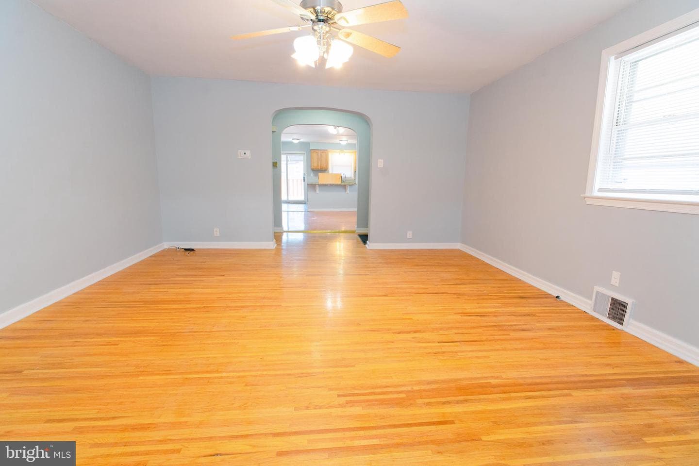 7701 E Roosevelt Boulevard photo 8