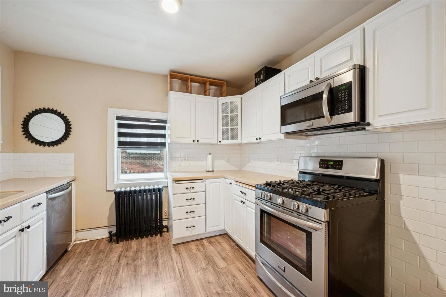 1634 S Lindenwood Street photo 9