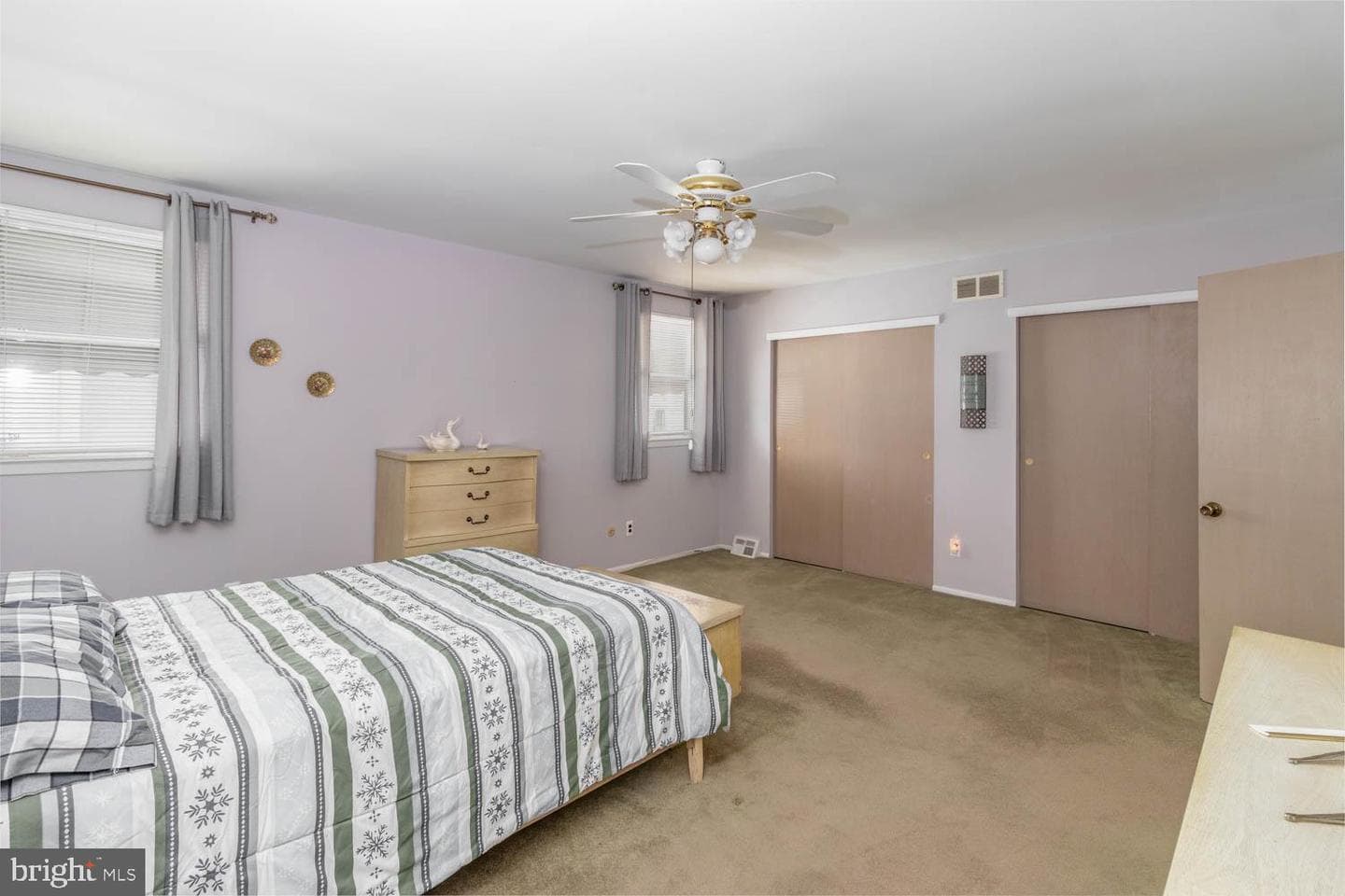 418 Densmore Road photo 17