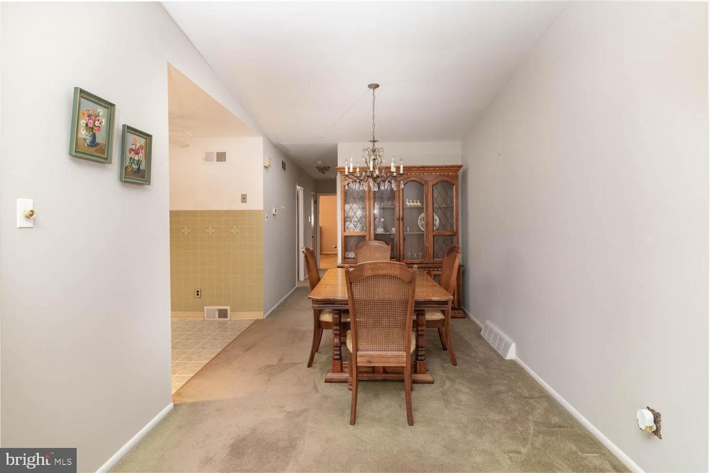 418 Densmore Road photo 9