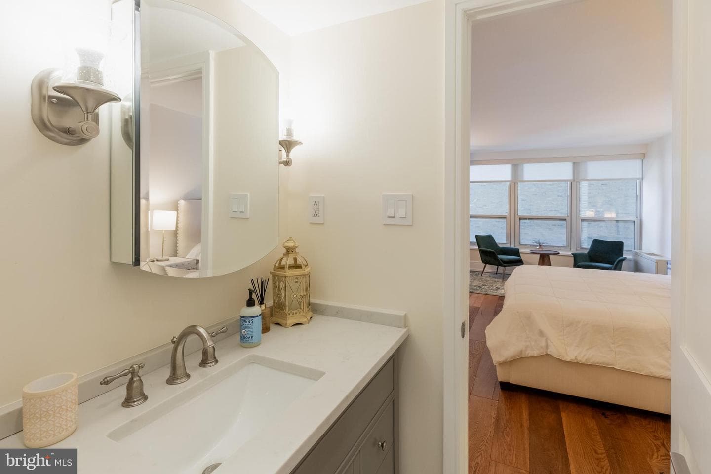 226 W Rittenhouse Square #1501 photo 29