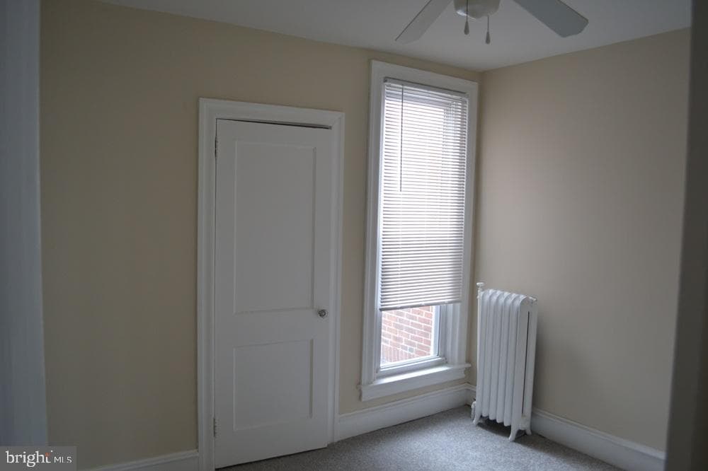 887 Anchor Street photo 17