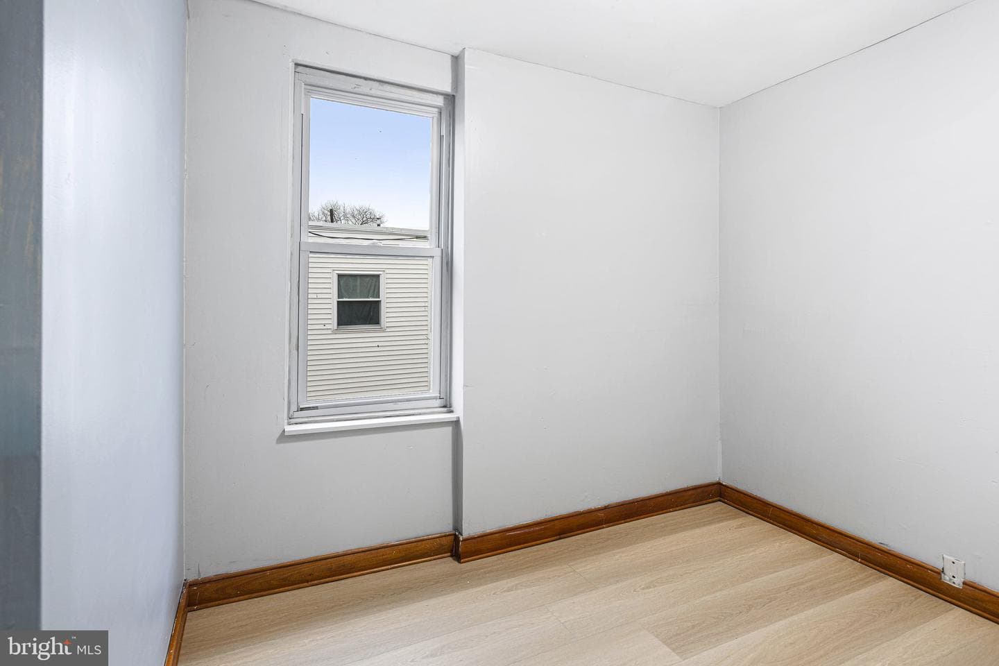 1216 S Bonsall Street photo 10