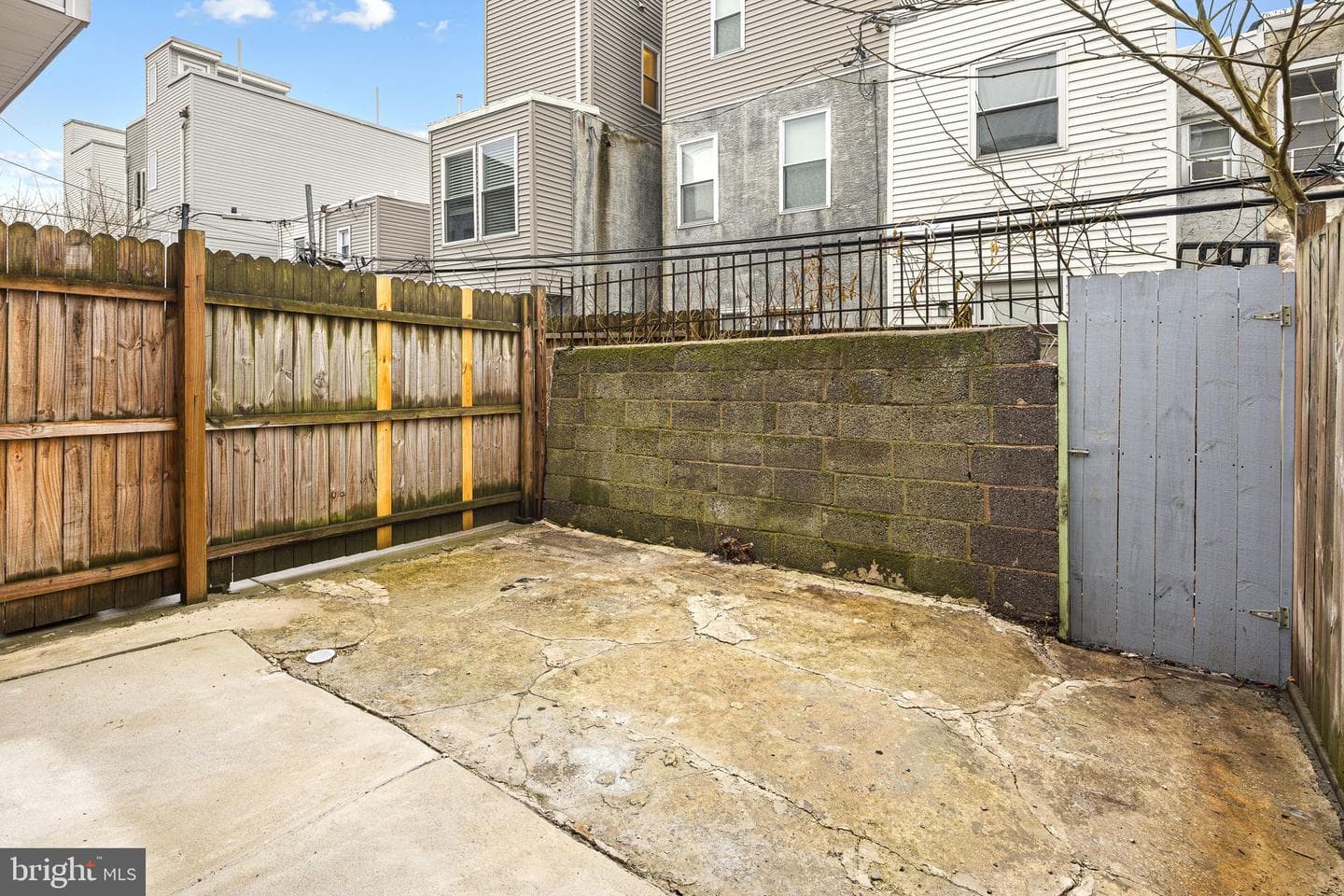 1216 S Bonsall Street photo 19