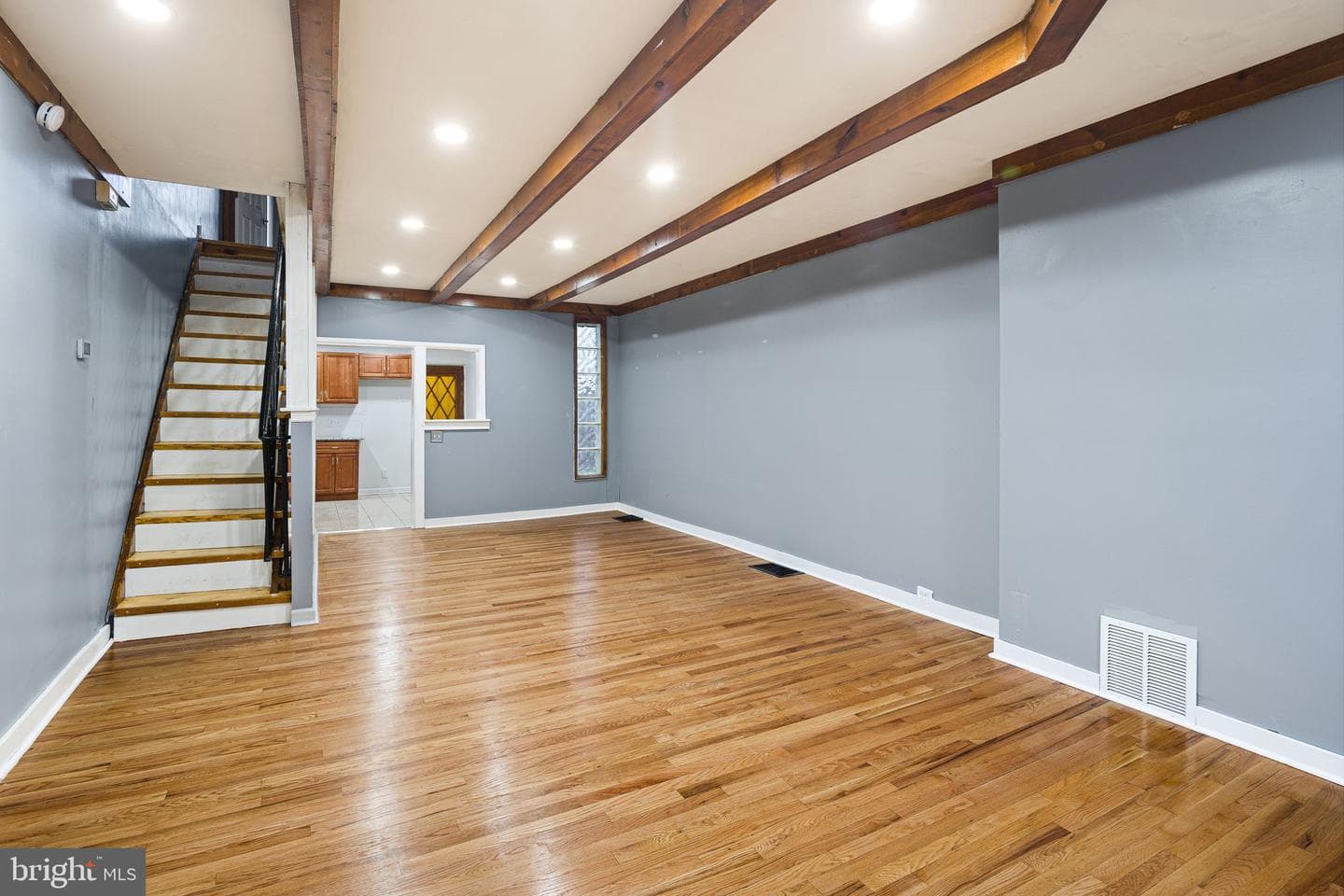 1216 S Bonsall Street photo 3