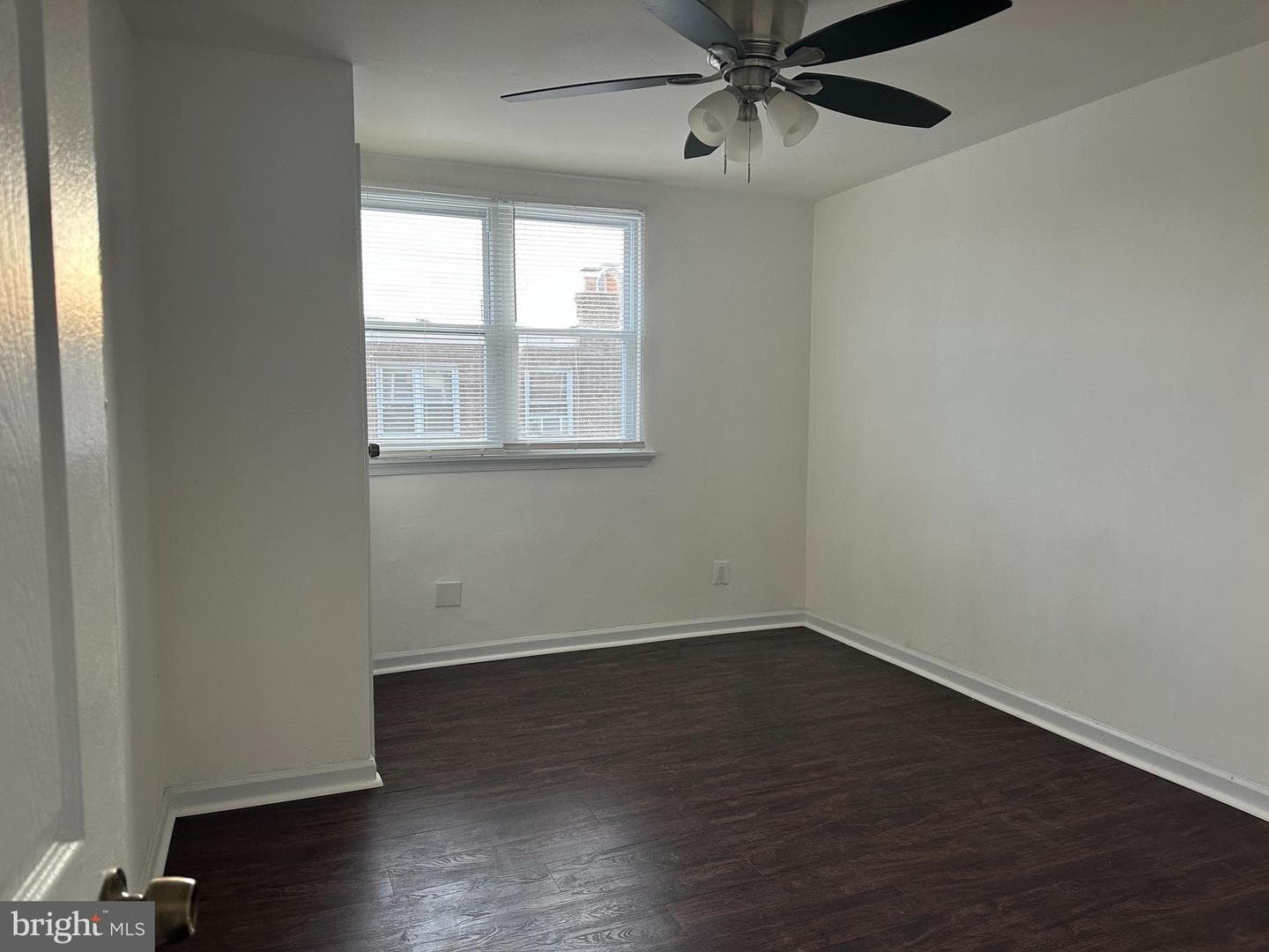 632 E Carver Street photo 12