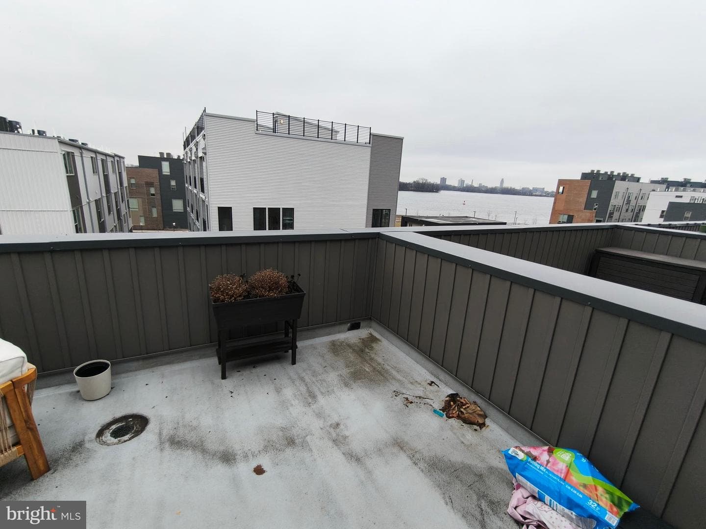 2004 Northbank Place photo 46