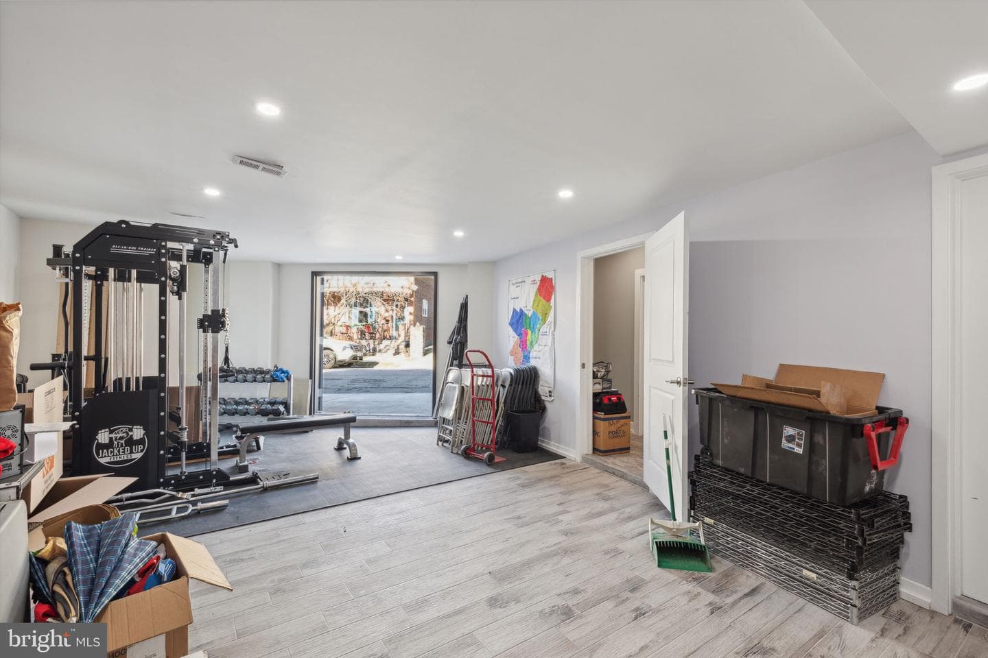 5460 Ridge Avenue photo 22