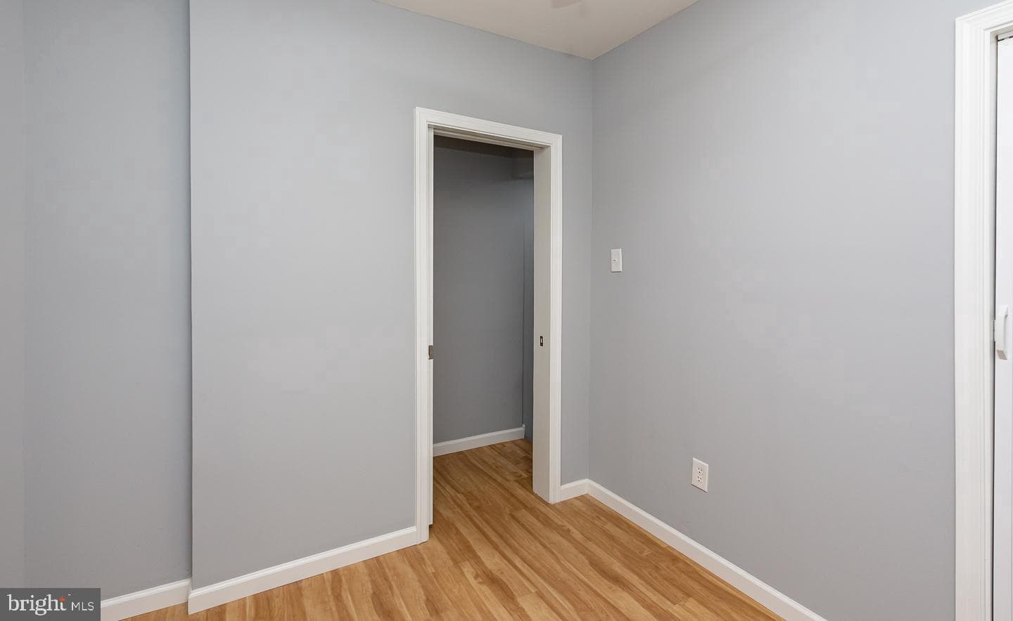 2735 N Waterloo Street photo 13