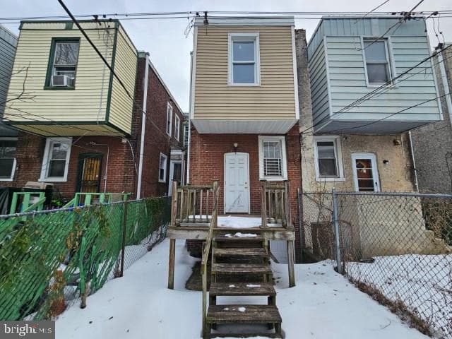 4625 N 12th Street photo 2