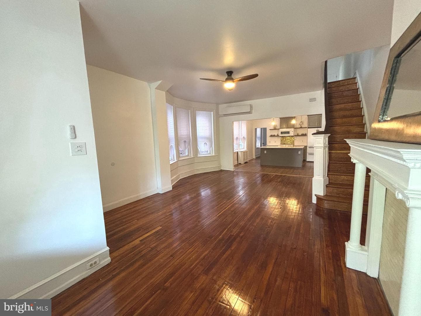 5316 Catharine Street photo 6