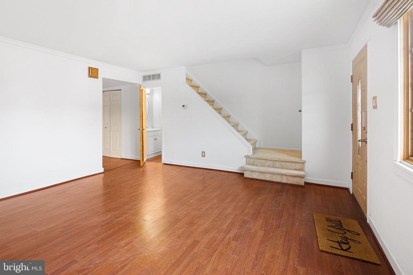 9838 Bonner Street photo 3