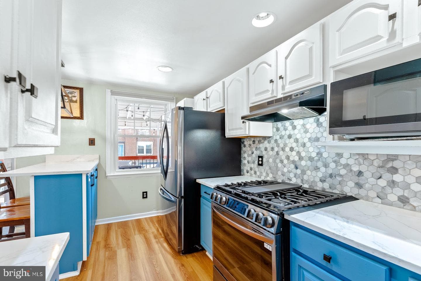 7909 Ditman Street photo 16