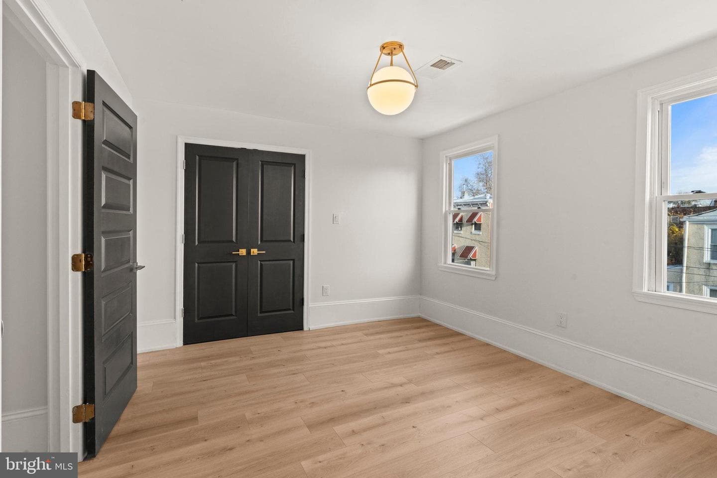 1744 Fillmore Street photo 31