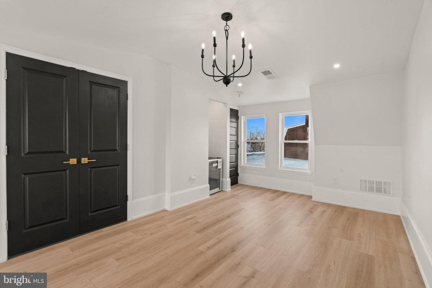 1744 Fillmore Street photo 36