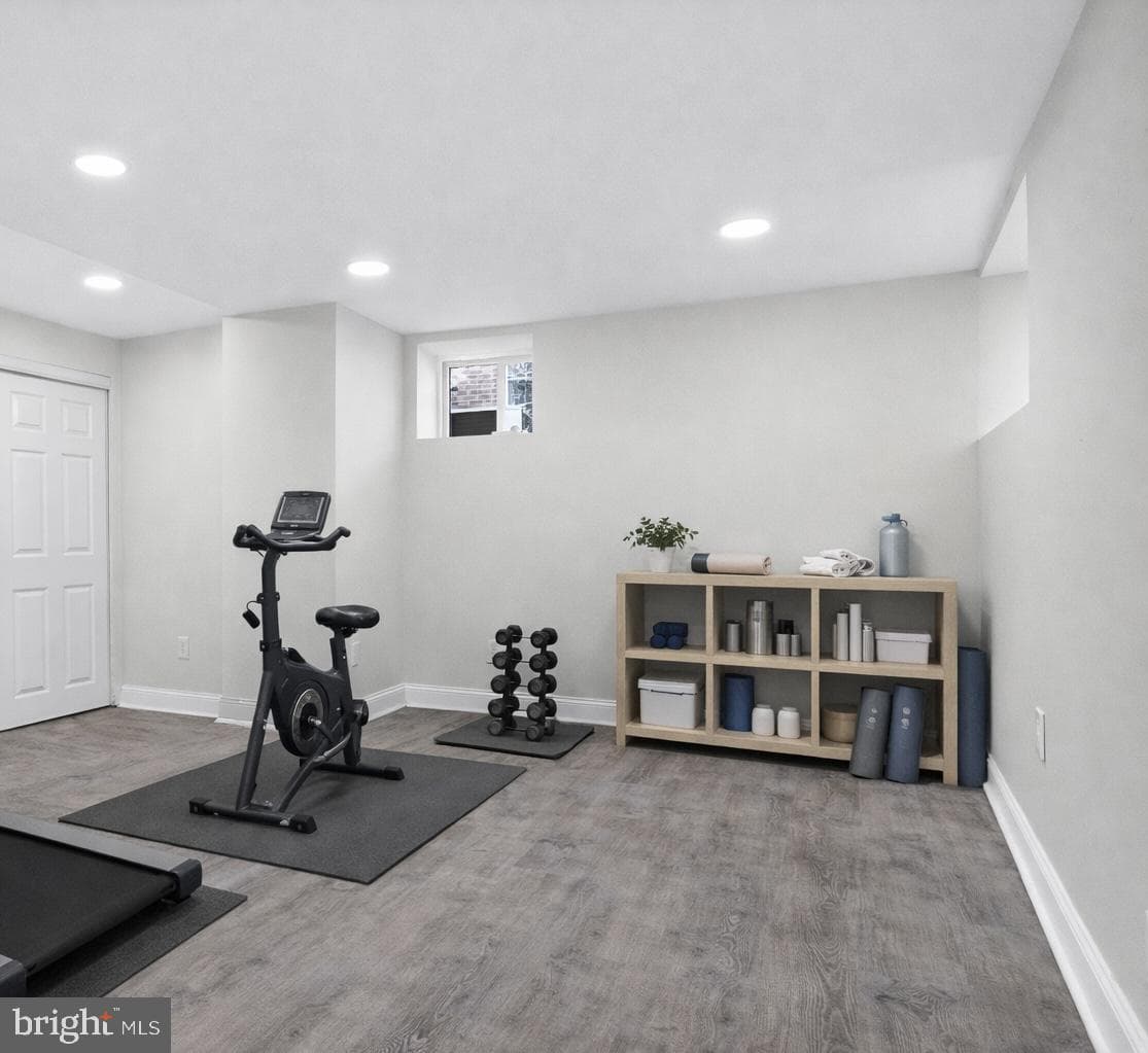 5965 Chester Avenue photo 19