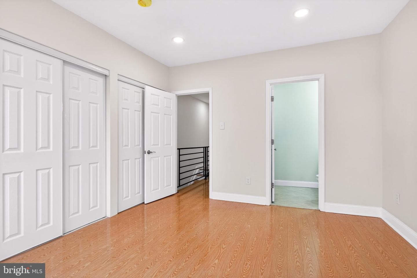 5965 Chester Avenue photo 23
