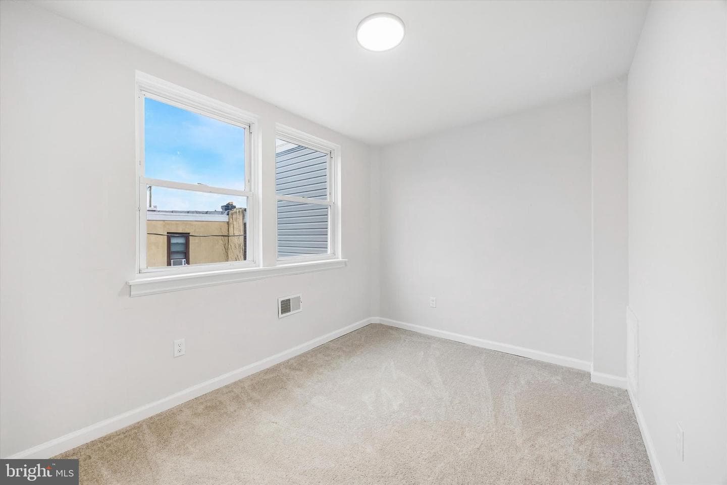 5614-5616 Appletree Street photo 10