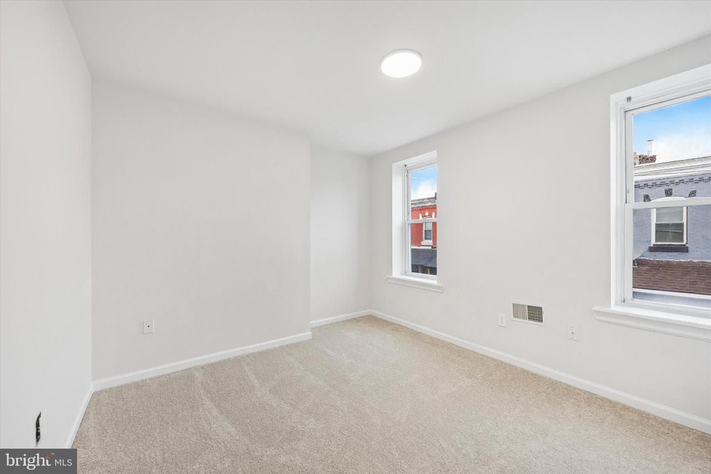 5614-5616 Appletree Street photo 11