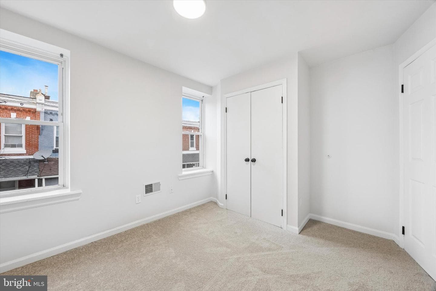 5614-5616 Appletree Street photo 12