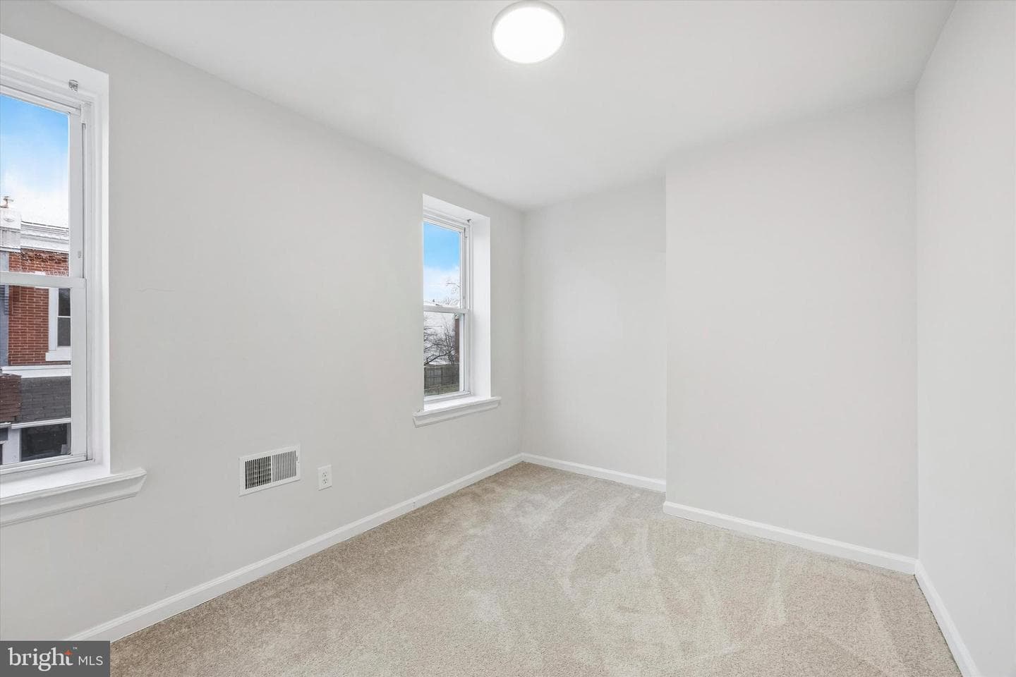 5614-5616 Appletree Street photo 13