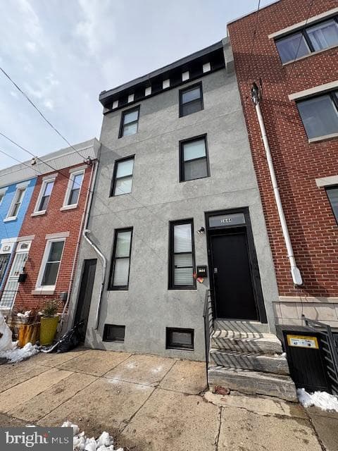 1644 N 4th Street