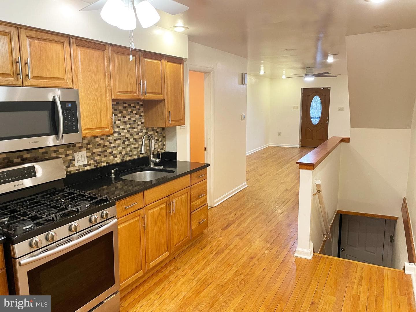 2433 Manton Street photo 5