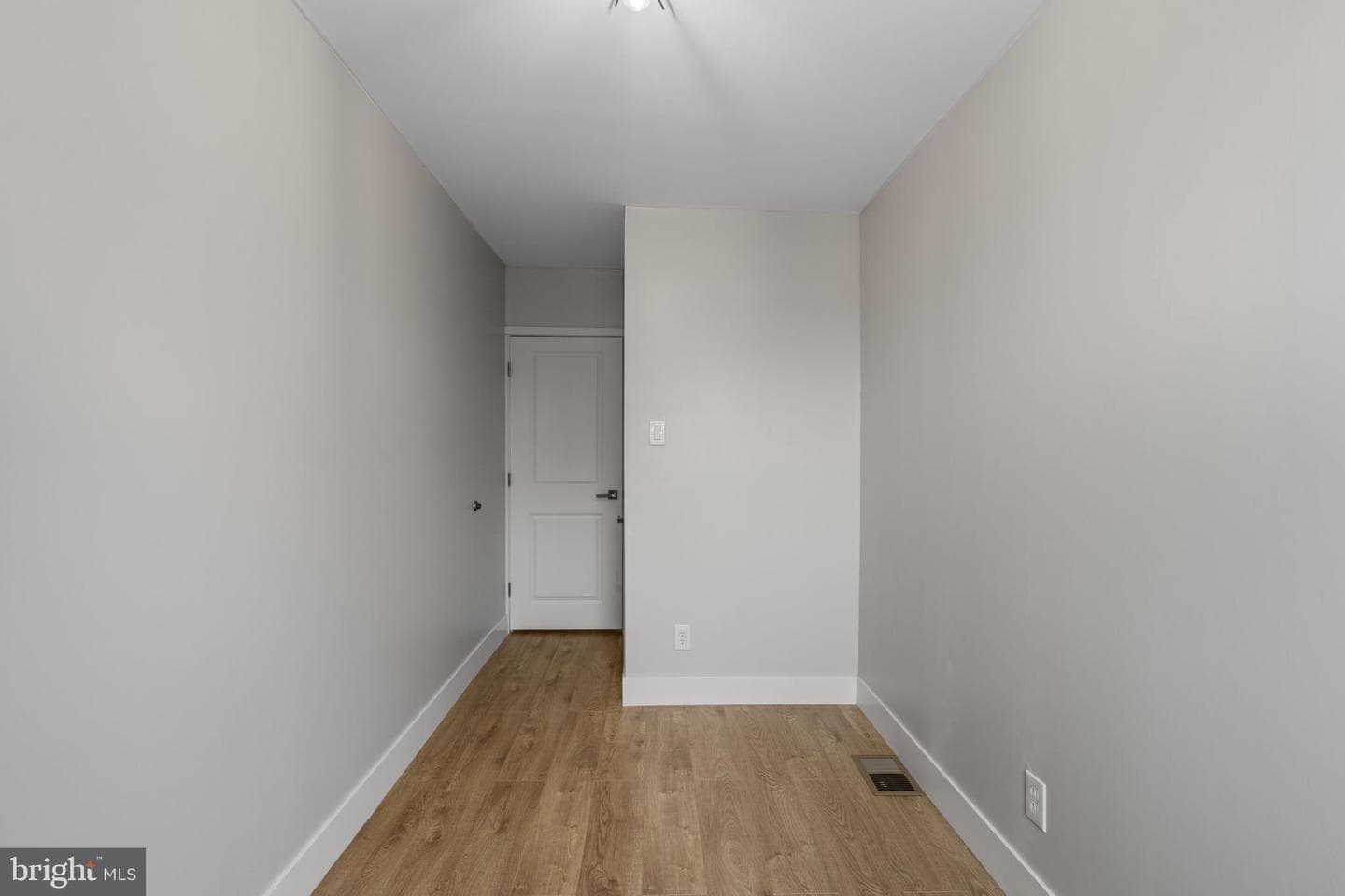 8546 Forrest Avenue photo 39
