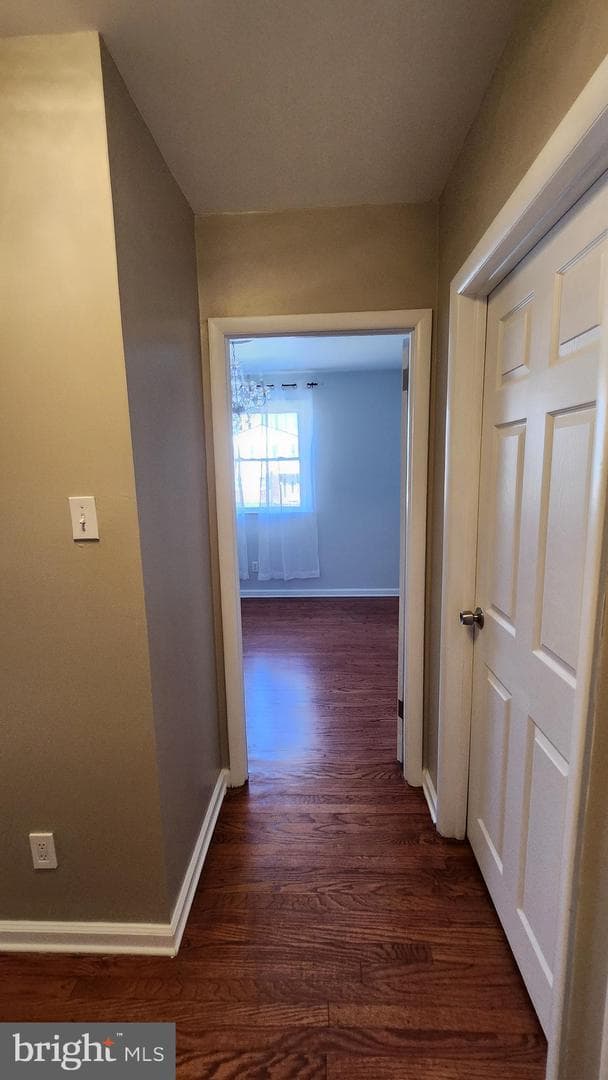 1112 Kent Lane photo 25