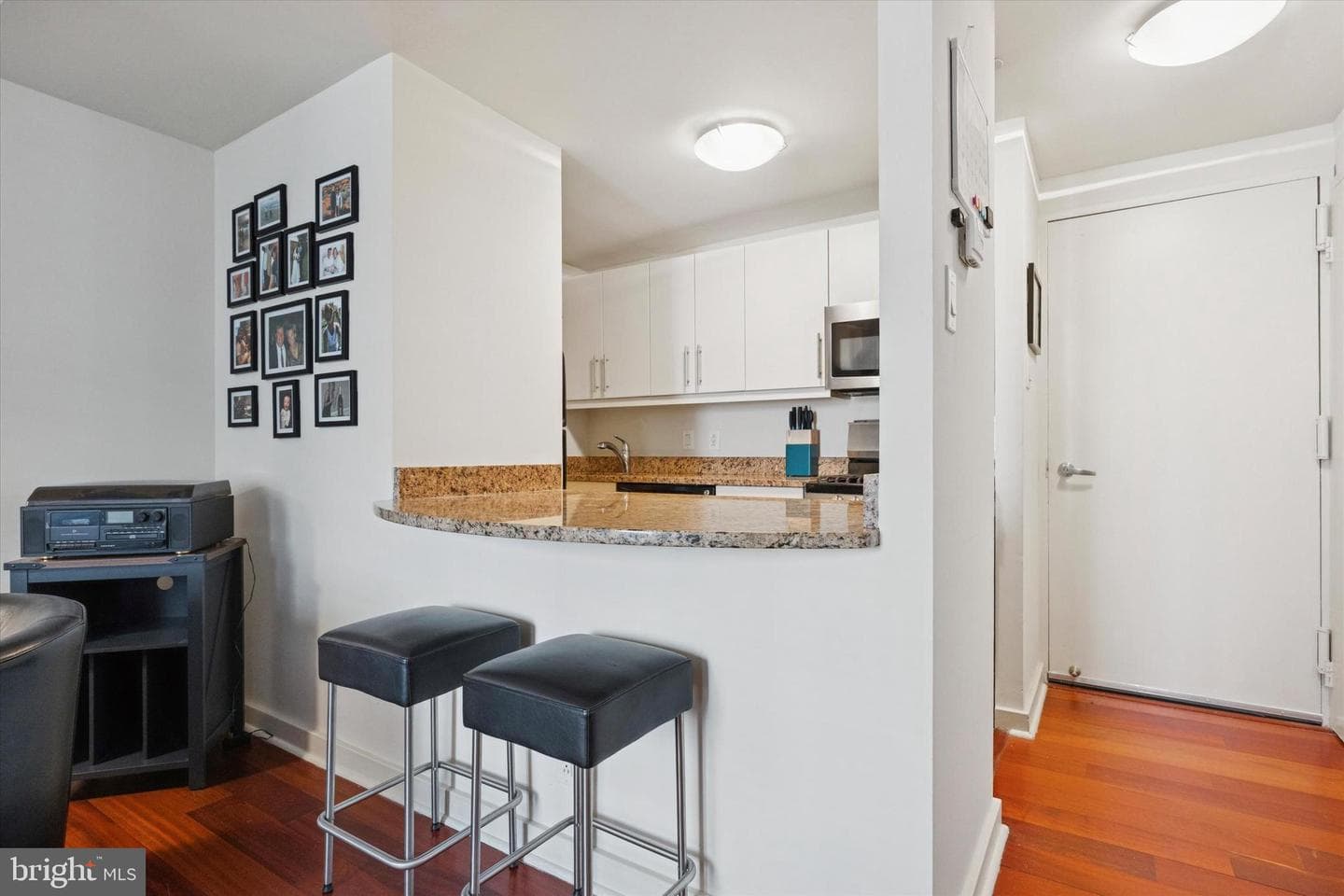 219 S 18th Street #902 photo 10
