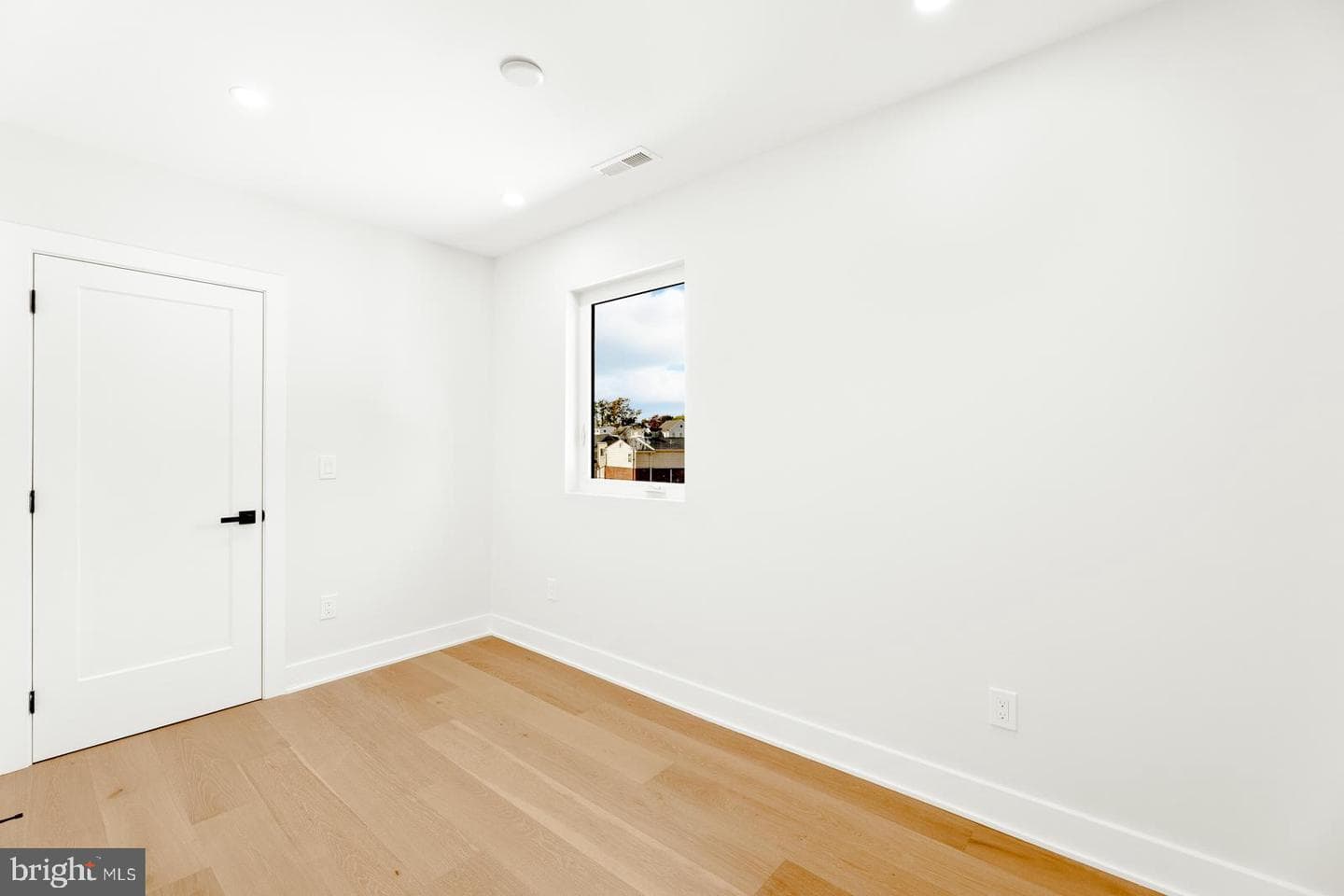 3215 Brookdale Road photo 38