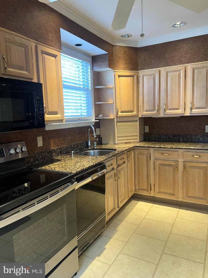 1337 Bleigh Avenue photo 29
