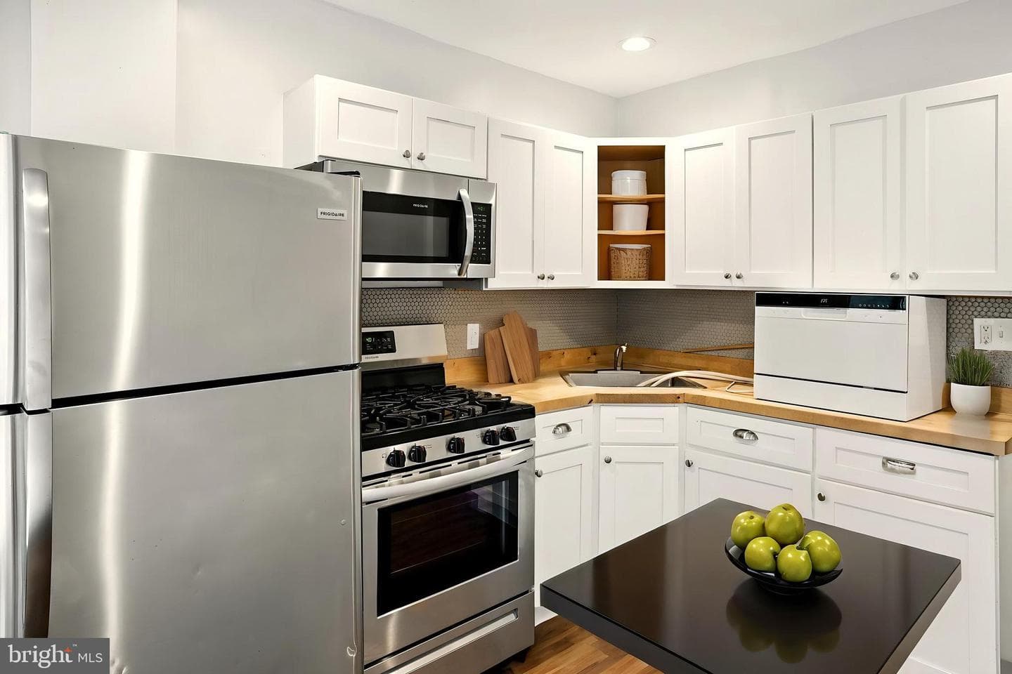 2621 Salmon Street, Philadelphia