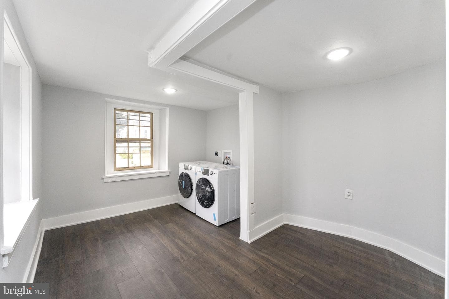 7701 Ridge Avenue photo 8