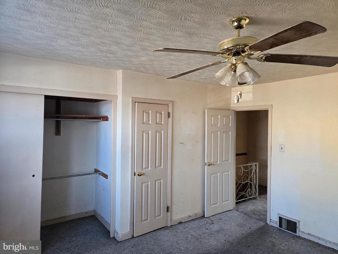 2258 Saint Vincent Street photo 10