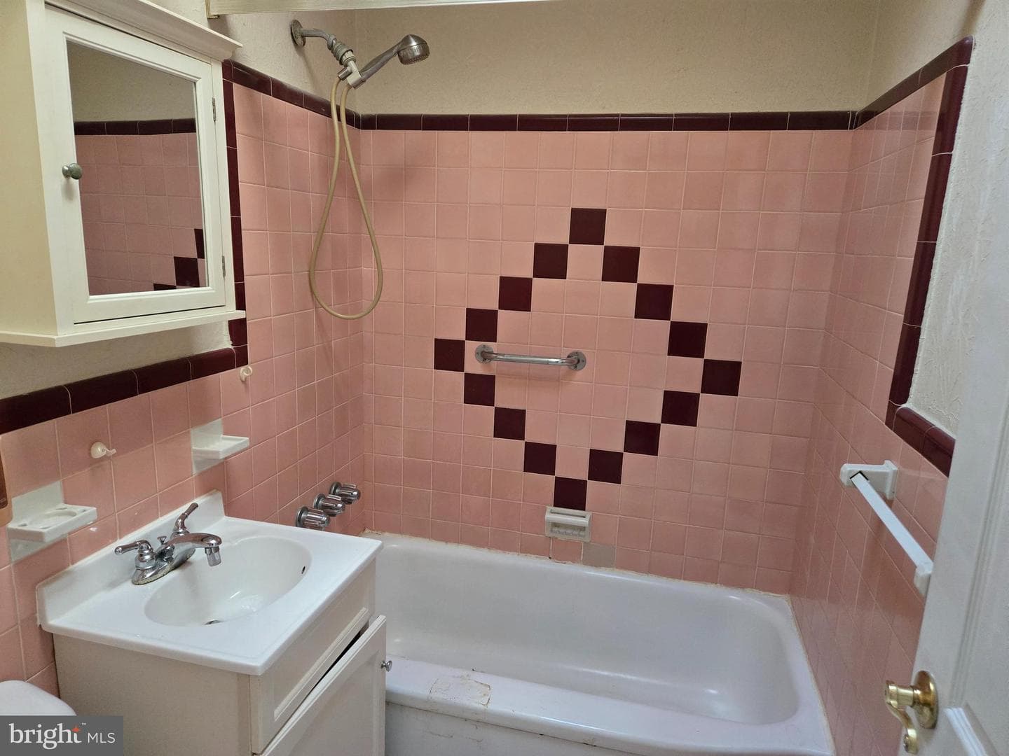 2258 Saint Vincent Street photo 7