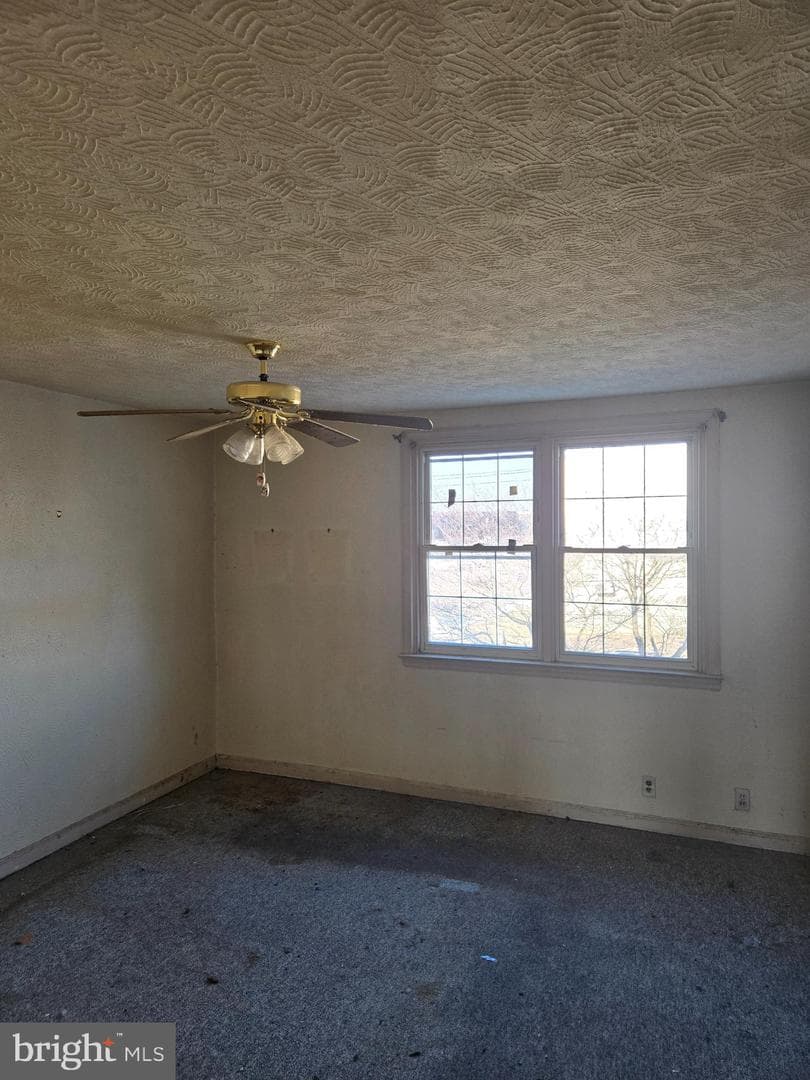 2258 Saint Vincent Street photo 8